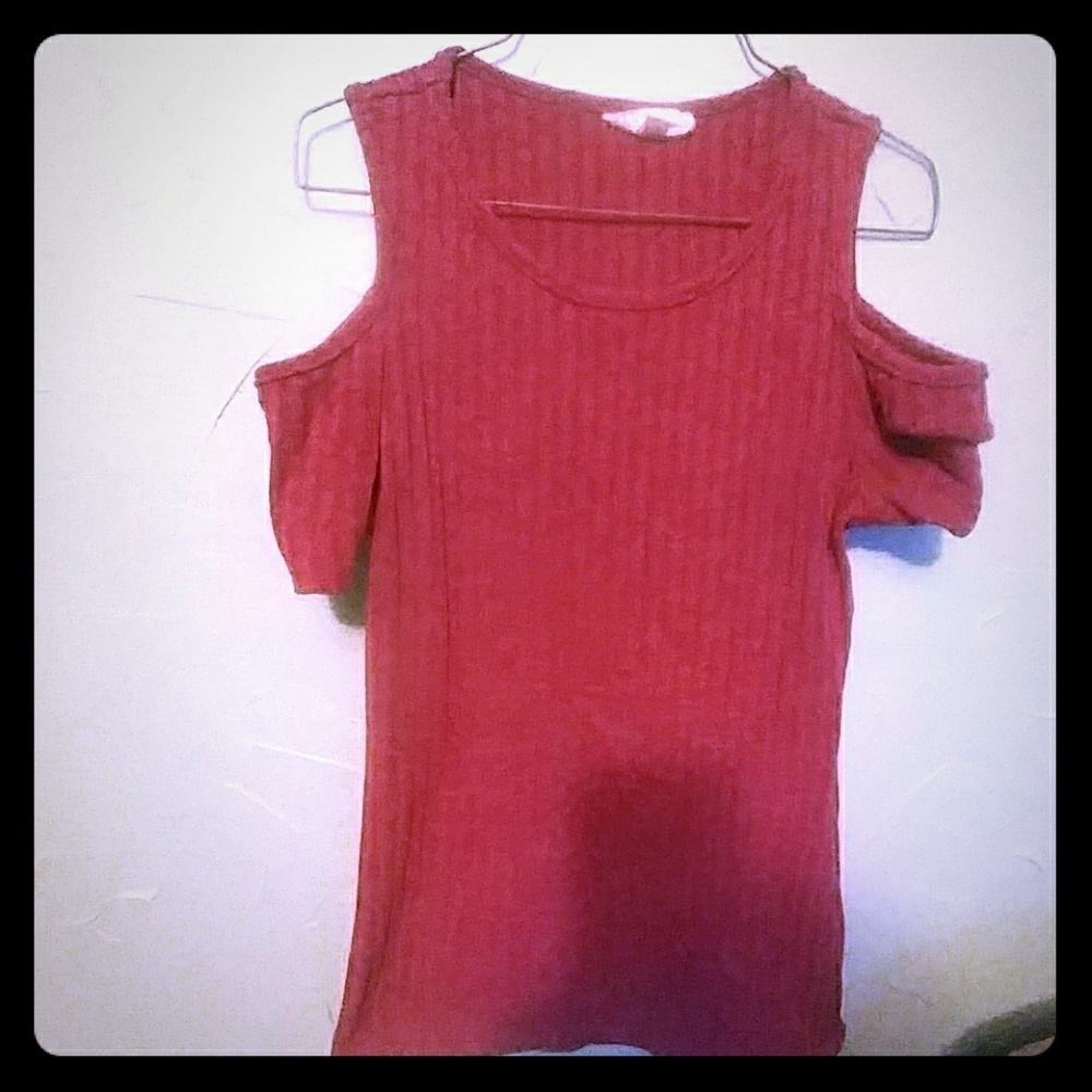 Love Andrea - Cold Shoulder, Ribbed, Light sweater